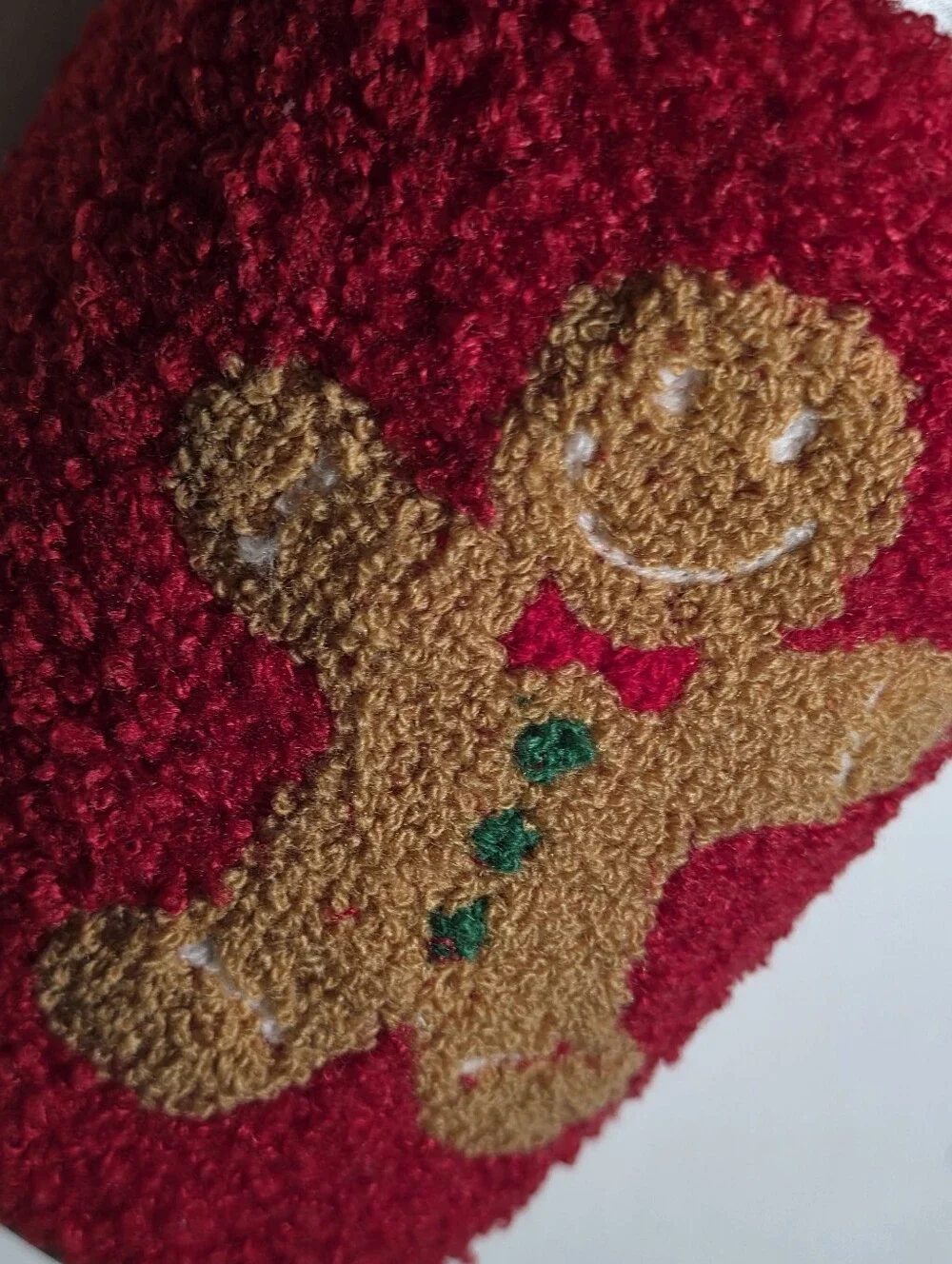 Kids Red Gingerbread Slippers - Cozy Holiday Slip-Ons